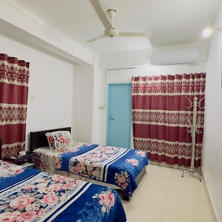 Mohammadia Restaurant & Guest House Near United Hospital Dháka Exteriér fotografie